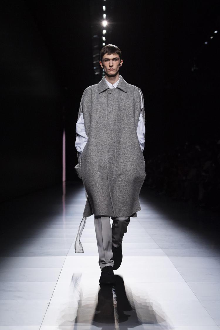 Dior秋冬男裝秀，讓整體剪裁更為柔和。圖／Dior提供