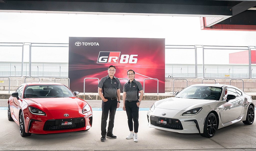 Toyota GR86台灣導入6MT手排與6AT自排兩車型，之後售價則調漲為16...