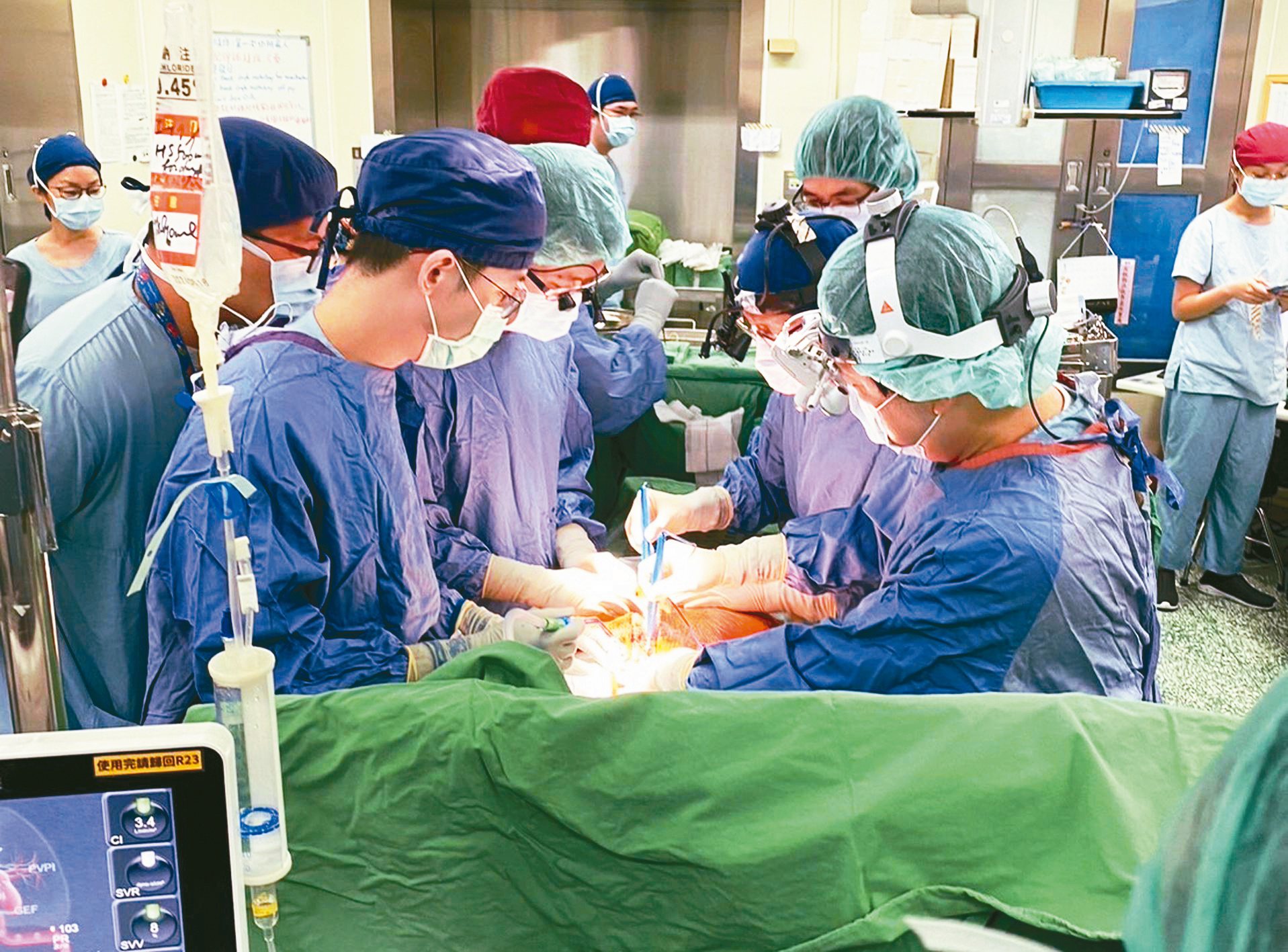 台中榮總醫護總動員，完成林姓男子器官捐贈，遺愛20名病人。 圖／台中榮總提供