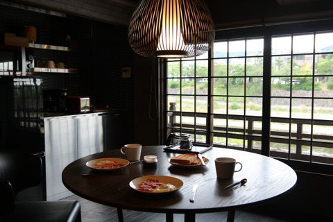入住京町家旅宿，體驗「忘卻原本身是客、以為居住在京都」的迷人況味，是我最愛的行旅...