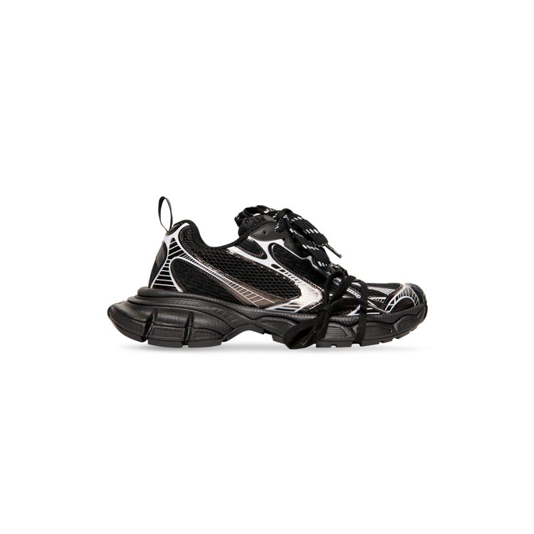3XL Sneaker黑色款，34,650元。圖／Balenciaga提供