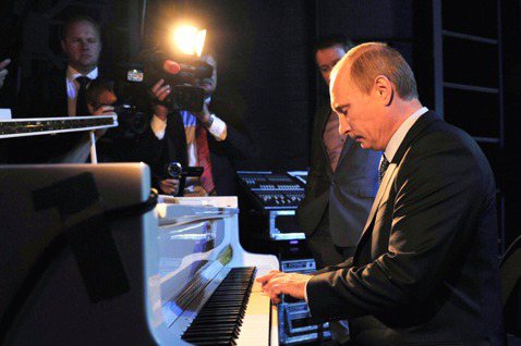 俄羅斯侵略烏克蘭，同樣在文化界引發抵制俄國的論戰。那麼音樂界是否也應該加入抵制、...