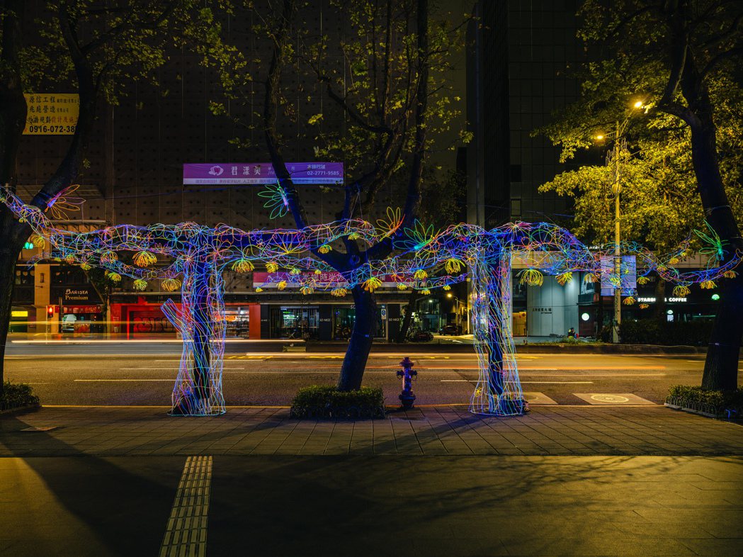 〈北回光線〉。 圖／交通部觀光局與台北市政府提供