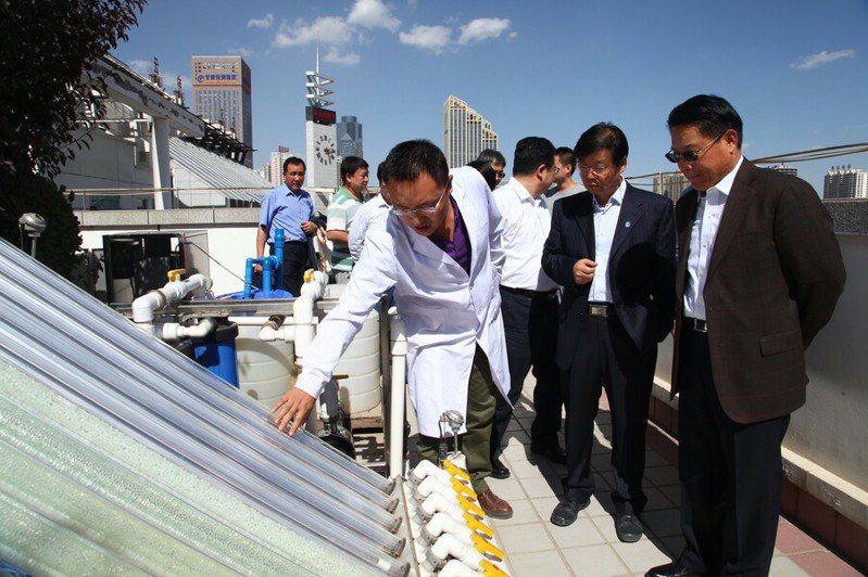 中國在部分太陽能面板技術上具備領先優勢。(Photo UNIDO on Flickr used under Creative Commons license)