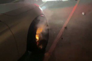 影／賓士AMG GLC 63 阿里山公路夜跑 前輪煞車著火警方將查辦！