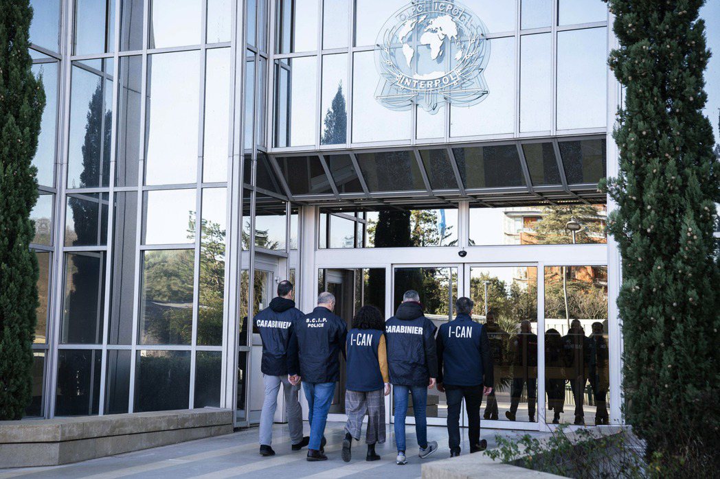 國際刑警組織的反光榮會專案（I-CAN）居中協調，與法國警方、義大利警方合作逮捕...