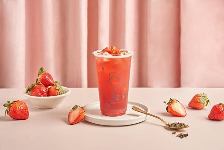 【新品】莓莓胭脂紅茶，700ml(L)，售價70元。 發發／提供