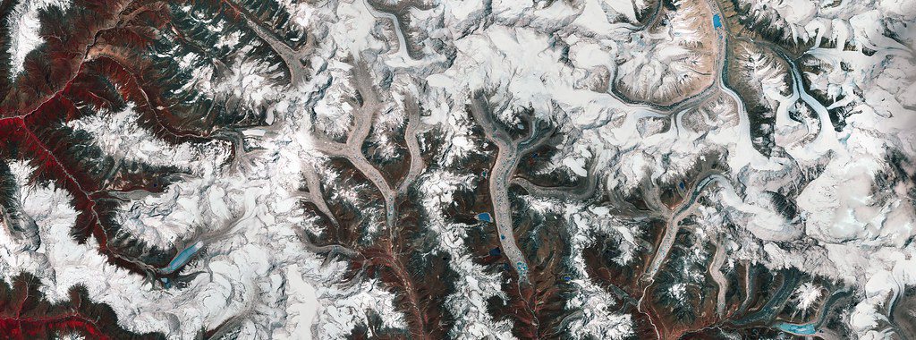 喜馬拉雅山的衛星圖像。 圖片來源：歐洲太空總署 Flickr （<a href=...