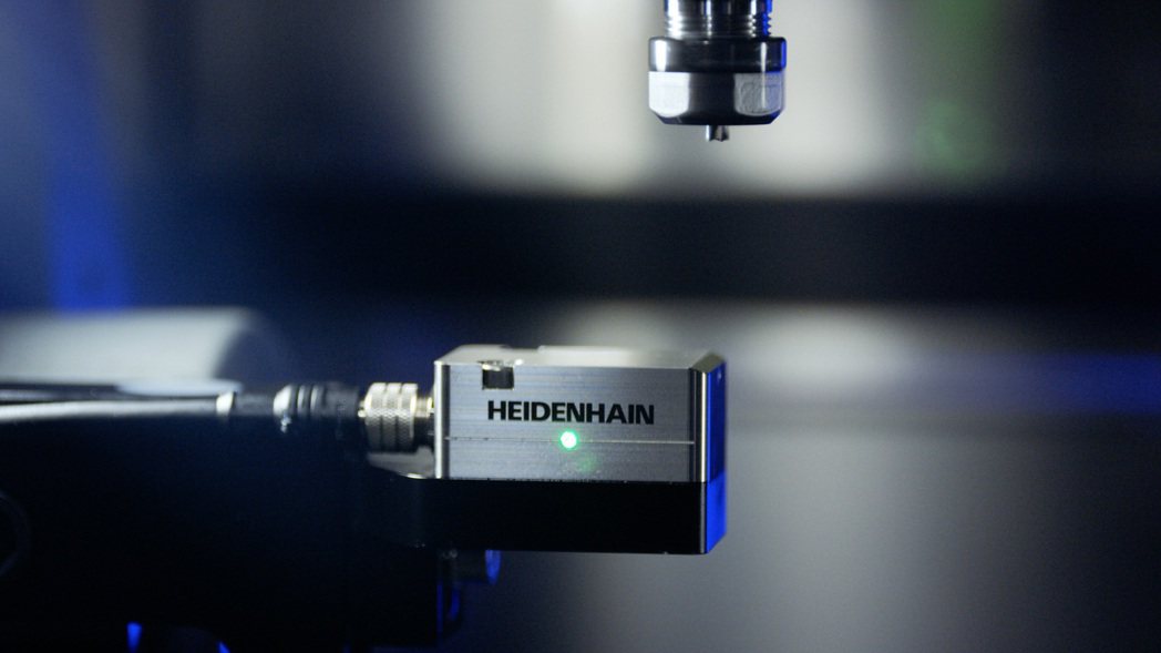 海德漢新的TD110刀具破裂檢測器，可直接在工作區以高進給率檢測微小刀具上存在的...