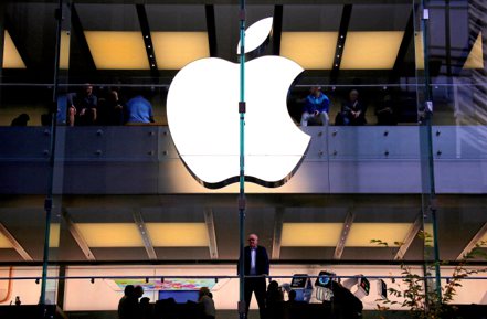研調機構顧能（Gartner）調查，蘋果公司（Apple）去年半導體採購金額為670.56億美元，連續四年位居全球半導體最大買家。路透