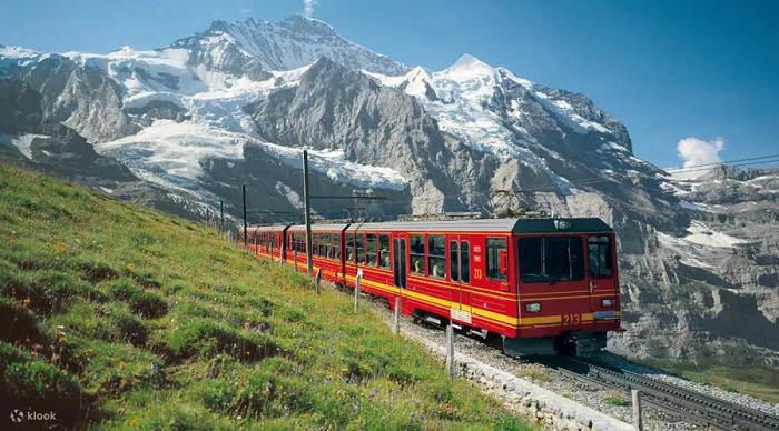 位於瑞士的少女峰有「歐洲之巔」的美譽，是人氣十足的拍大片景點。Klook提供