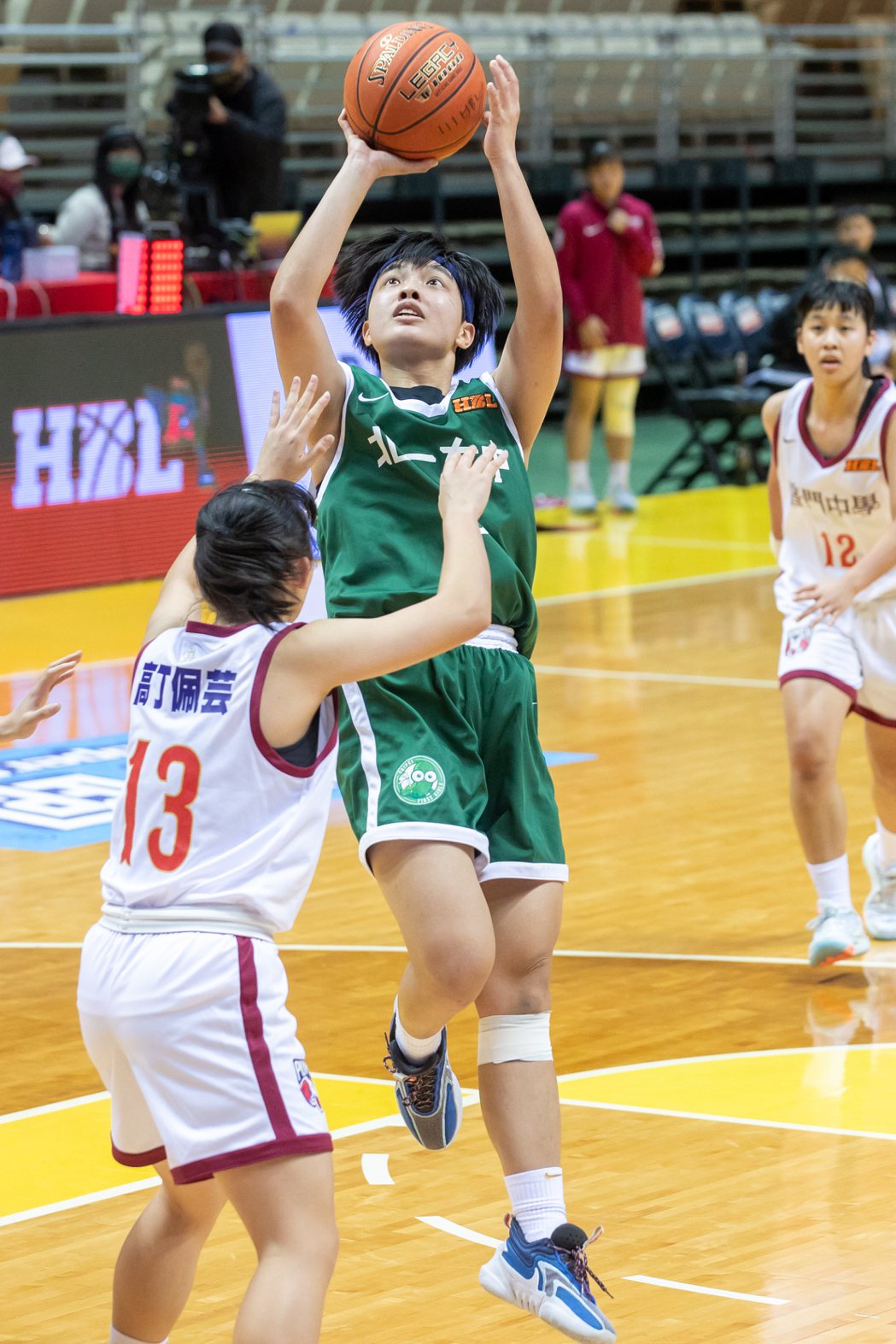 北一女中陳妍安攻下12分10籃板。記者季相儒／攝影