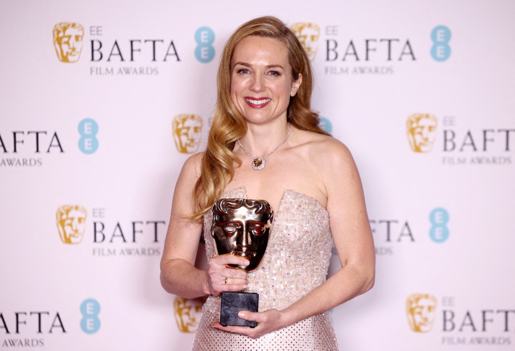 凯莉康登以“伊尼舍林的女妖”获英国影艺学院电影奖最佳女配角，却差点被颁错奖给别的入围者。（路透）