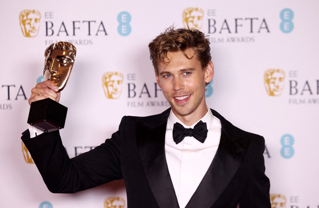 奧斯汀巴特勒以「貓王艾維斯」獲英國影藝學院電影獎最佳男主角。（路透）