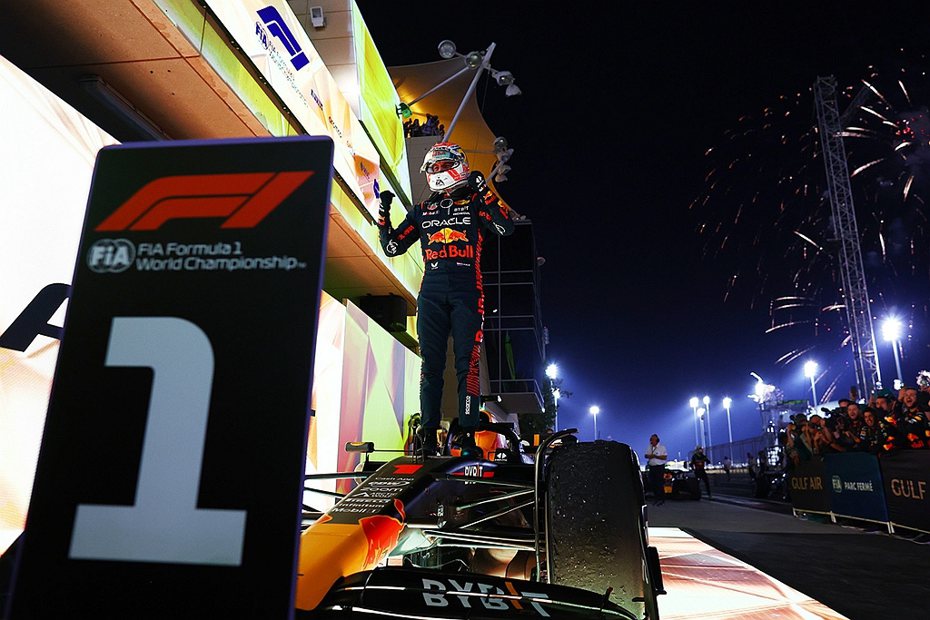 F1一級方程式賽車賽季首戰於台灣日前登場，巴林大獎賽開幕戰由F1世界冠軍Max Verstappen駕駛RB19賽車為Red Bull車隊贏得首勝。 圖／Red Bull提供