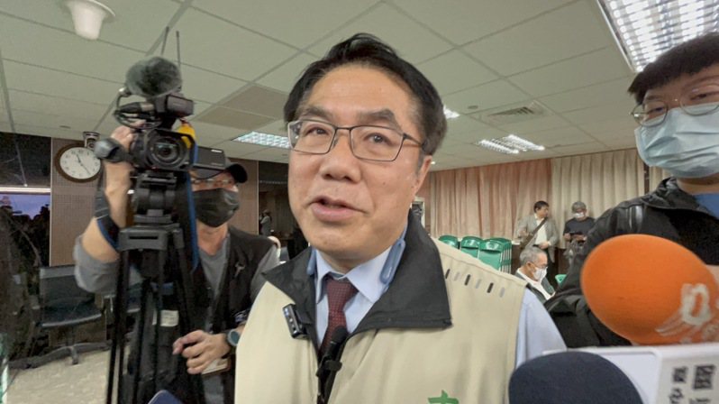 針對蛋荒問題，台南市長黃偉哲說是供需問題，提醒雞蛋不能囤積。記者吳淑玲／攝影