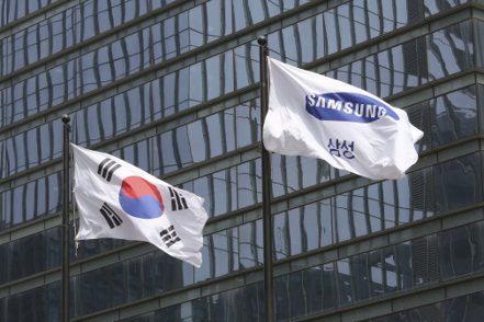 三星電子發言人證實了將在南韓國內蓋五座半導體廠的營建計畫。美聯社