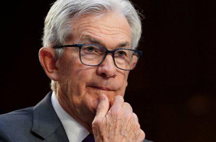 美國聯準會（Fed）要如何在物價穩定與金融穩定之間取得平衡。這將是負責利率決策的聯邦公開市場操作委員會（FOMC）下周必須面對的棘手問題。    圖／路透