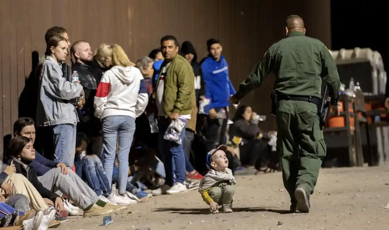 一些寻求庇护的俄罗斯人经由墨西哥边界进入美国。欧新社(photo:UDN)