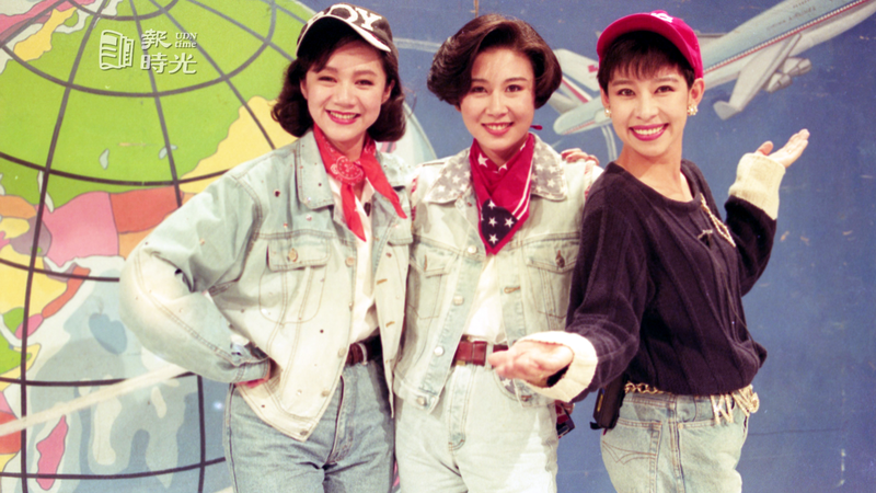 「繞著地球跑」主持人謝佳勳(左)、曲艾玲(中)、李秀媛(右)。圖／聯合報系資料照（1993/05/09　王宏光攝影）