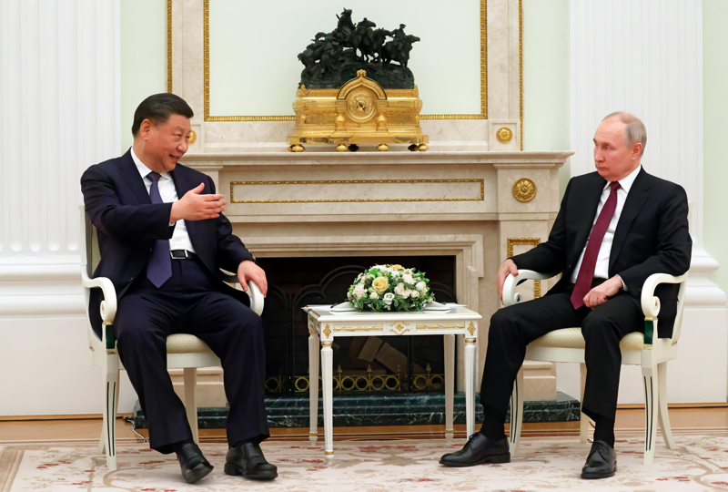 當地時間20日下午，大陸國家主席習近平與俄羅斯總統普亭在克里姆林宮舉行一對一非正式會談。（美聯社）