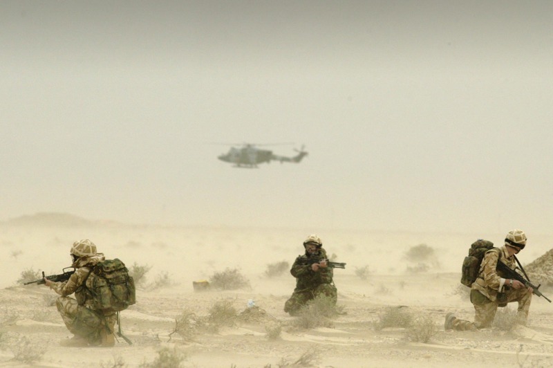 2003年3月20日，以美軍為首的聯軍挾著絕對優勢長驅直入伊拉克，只花了3周多就征服了巴格達，但戰爭的勝利也為美軍留下持久的傷疤。路透