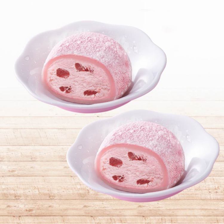 「草莓起司冰淇淋大福」限時享買1送1，優惠價50元。圖／肯德基提供