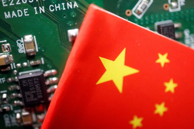 FT報導，中國大陸已在本月釋放元禾璞華（蘇州）投資管理有限公司管理合夥人陳大同，以協助發展晶片業。路透