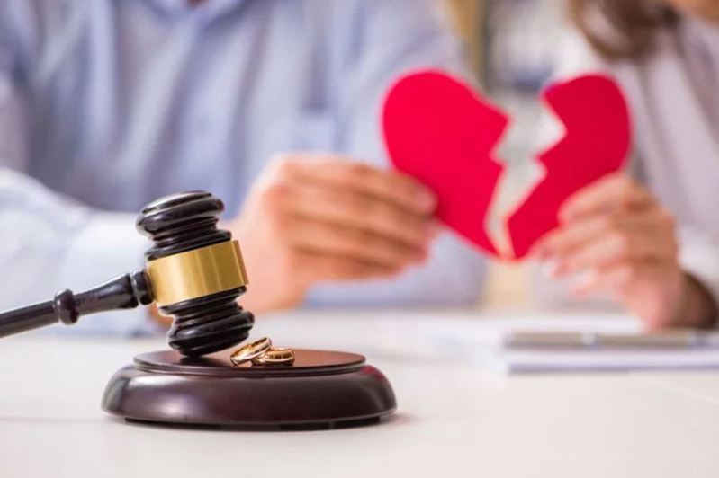 婦女新知基金會呼籲法務部與立法者盡速改善民法親屬編中對離婚配偶經濟保障不足的問題。示意圖／ingimage