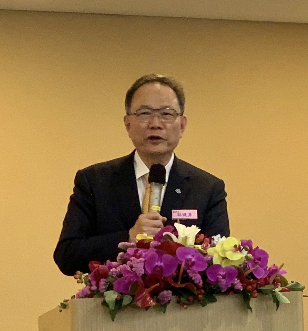 台塑董事長林健男表示，台塑近年對土壤、地下水整治積極努力，2013年結合專家技術...