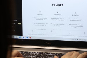 聊天機器人ChatGPT引發熱議與風潮，連科技大廠老闆都鼓勵員工使用。圖／聯合報系資料照片