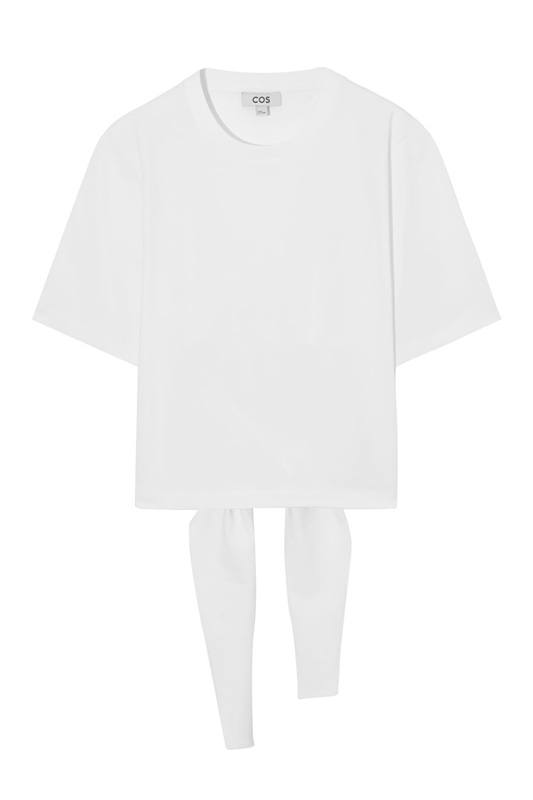 COS白T恤迷你系列提供個性化線條的後綁帶設計。圖／COS提供