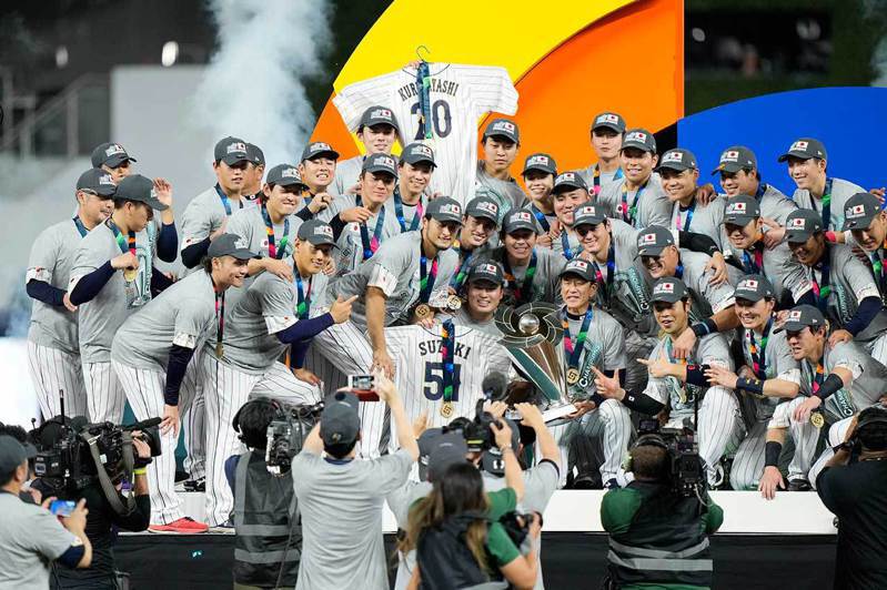 年輕化的日本武士隊成功奪得2023年經典賽冠軍。
 美聯社