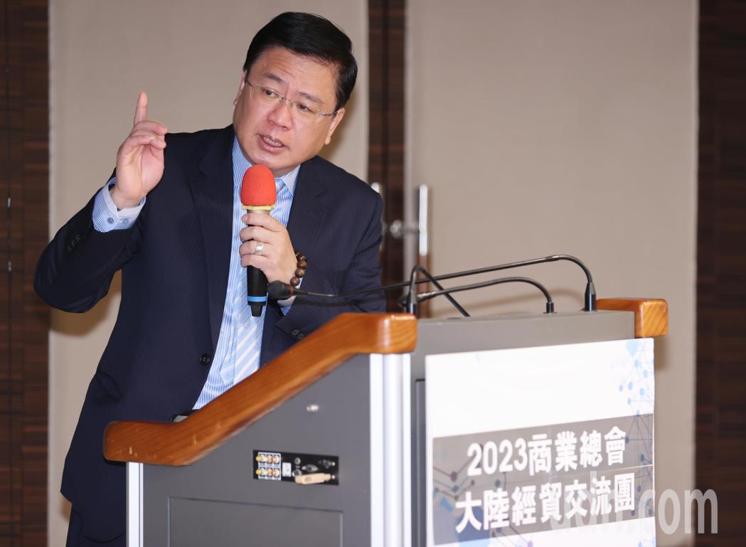 商總理事長許舒博（圖）上午舉行「大陸經貿交流團」返台記者會，表示提五大議題獲大陸...