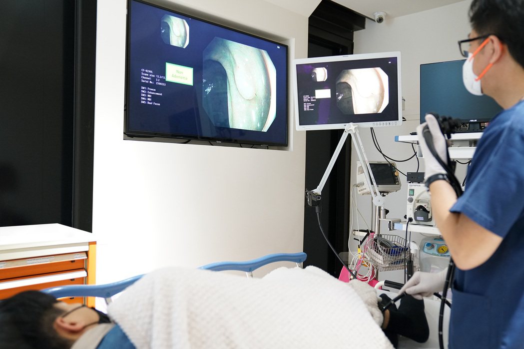 醫學及健檢中心導入華碩AI內視鏡病灶輔助系統，提升診斷精準度。華碩／提供