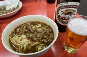 「台灣拉麵」是名古屋代表美食。（提醒您：禁止酒駕 飲酒過量有礙健康）。圖／取自推特@furu_202003