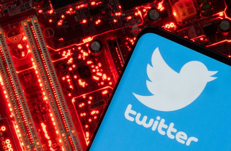 推特执行长马斯克向员工表示，将把推特发展为数位银行。（路透）(photo:UDN)