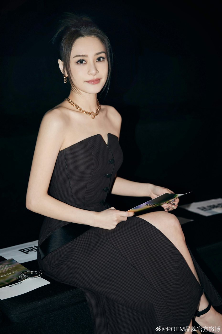 阿嬌參加上海時裝周活動官方美照。 圖／擷自微博