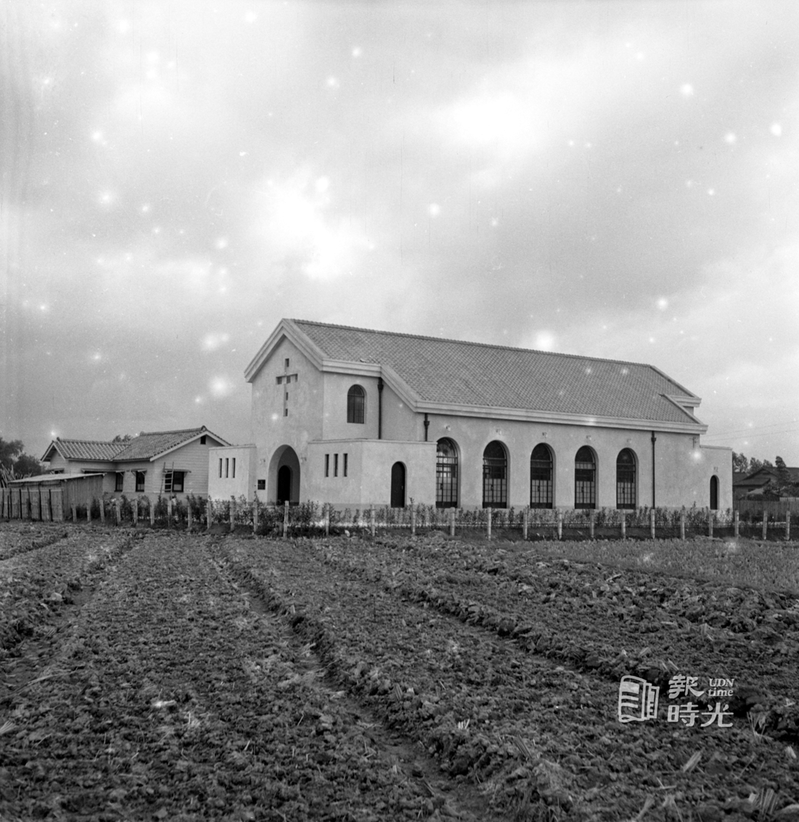 台北市和平東路新落成之聖約翰教堂。圖／聯合報系資料照（1955-12-24　陳明輝攝影）