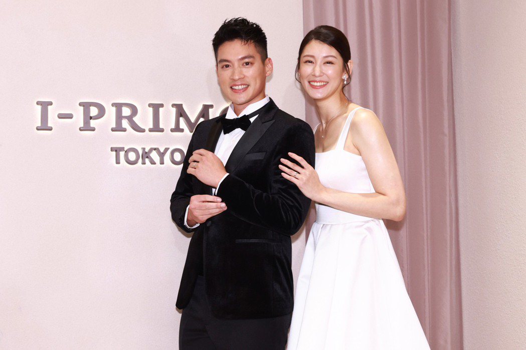 许孟哲（左）和赵孟姿出席日本婚戒品牌活动。记者王聪贤／摄影