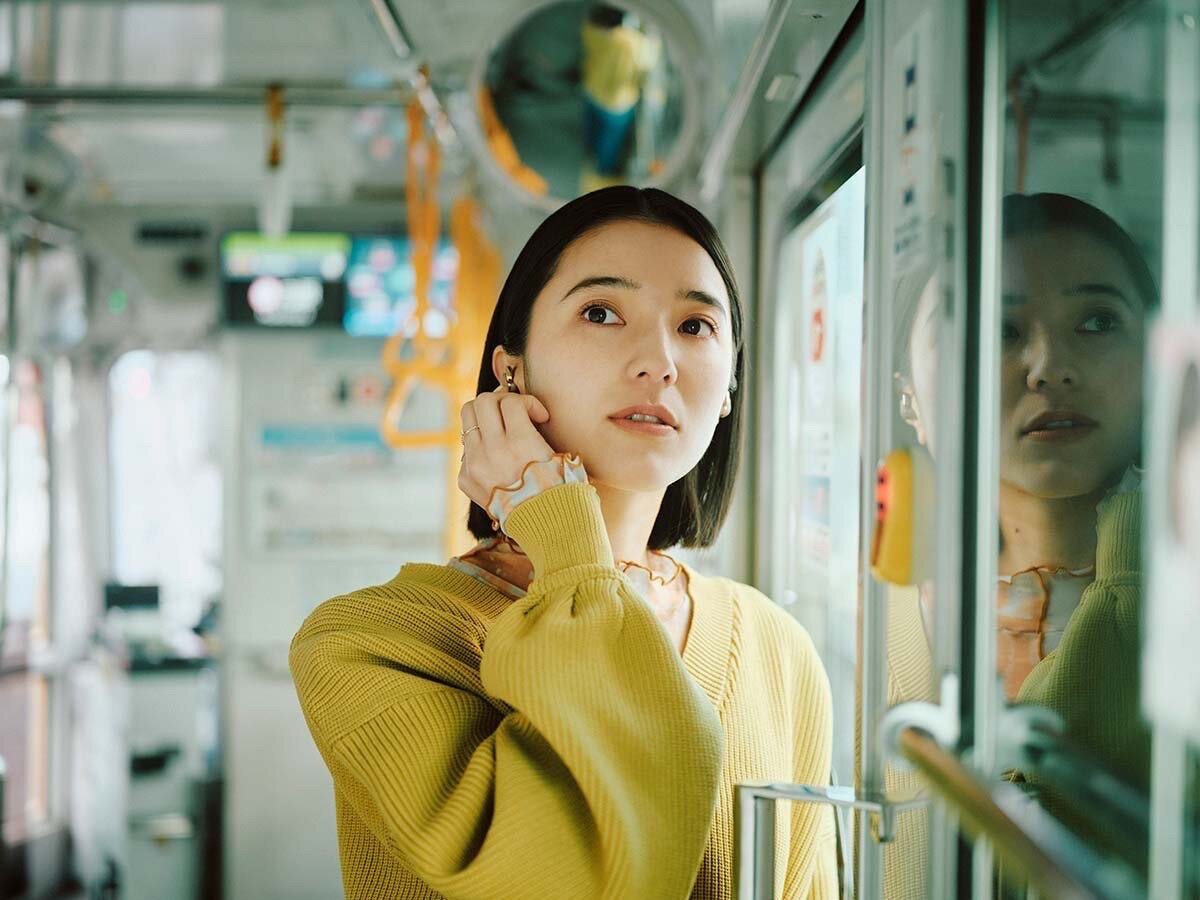  Audio-Technica 鐵三角於日本發布「ATH-SQ1TW2」，全新真無線耳機，捕捉時代氛圍的新配色，吸引潮流人士關注。滿三得/提供