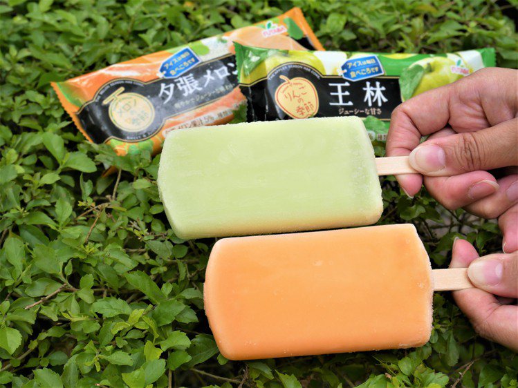 獨家販售日本FUTABA水果雪糕，有日本王林蘋果、日本北海道夕張哈密瓜2種口味。...