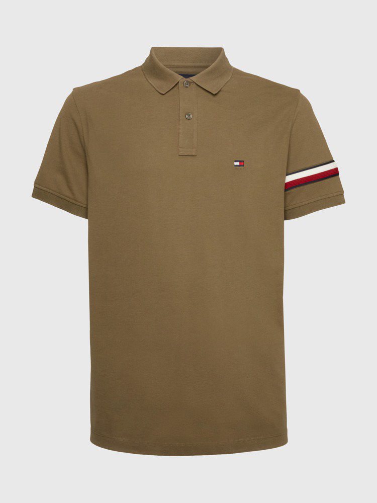 TOMMY HILFIGER 飾帶標準POLO衫，3,680元。圖／TOMMY ...
