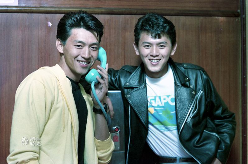 電影「老師，有問題」演員庹宗華（左）、庹宗康（右）。圖／聯合報系資料照（1987/11/08 鍾豐榮攝影）