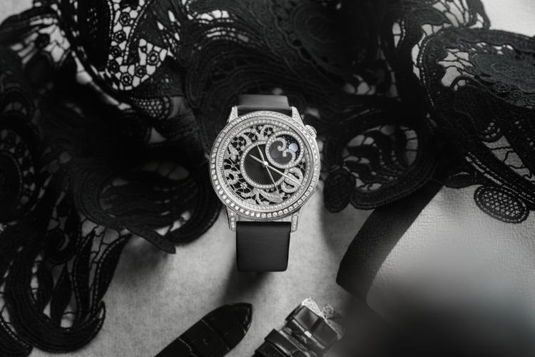 Égérie Creative Edition腕表，18K白金、時間與月相顯...