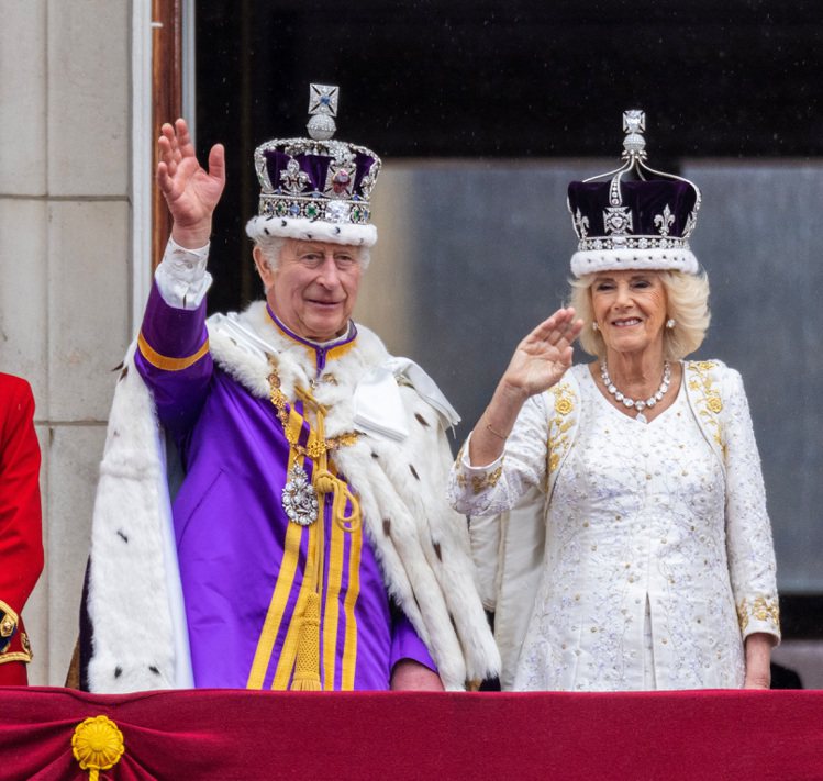 查爾斯（左）與卡蜜拉正式成為英國的國王、王后。（路透資料照片）