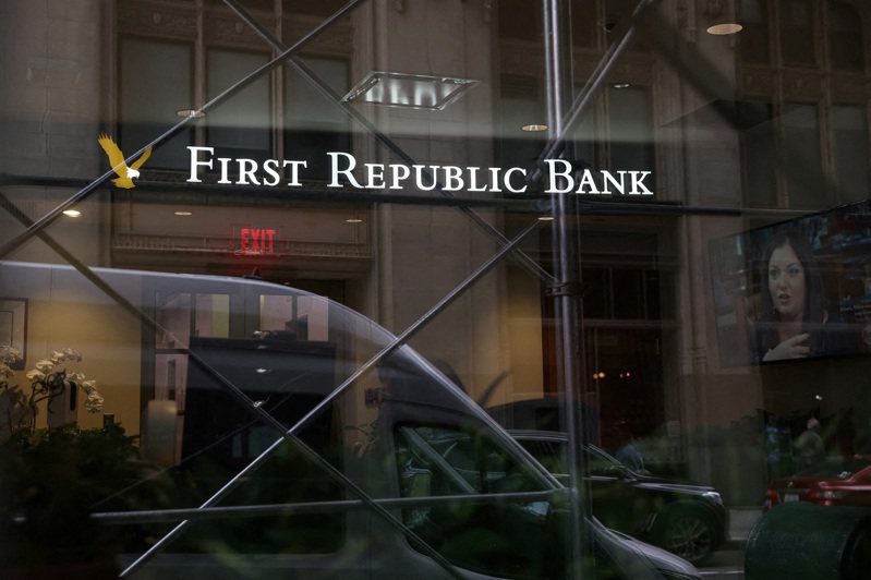 在陷入困境的第一共和銀行（FirstRepublic Bank）上週被摩根大通收購之後，投資人仍對美國金融體系的任何動盪保持警惕。 圖／路透社