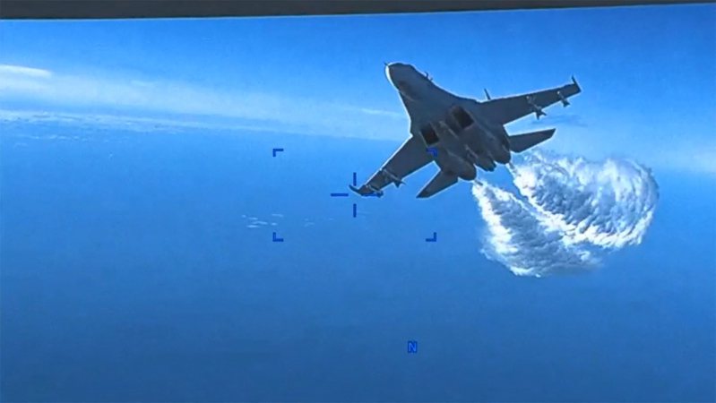 今年3月也曾發生美國無人機遭俄羅斯戰機攔截後撞擊墜毀黑海。法新社