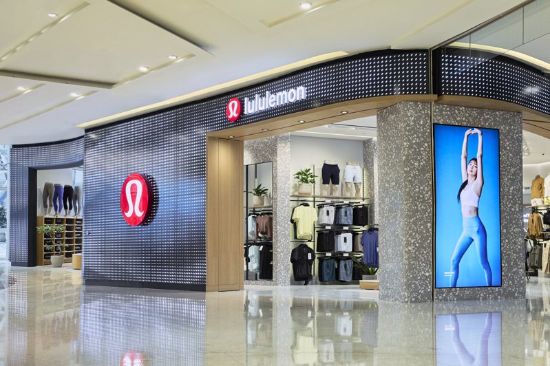lululemon也正式進駐新竹巨城購物中心，開出品牌在當地首店，也是全台第8家門市。圖／lululemon提供