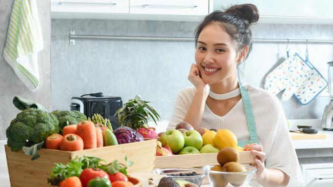 現今最夯的「彩虹選食法」，攝取5種顏色的蔬果，可以有效達到抗氧化、抗癌與提升免疫...